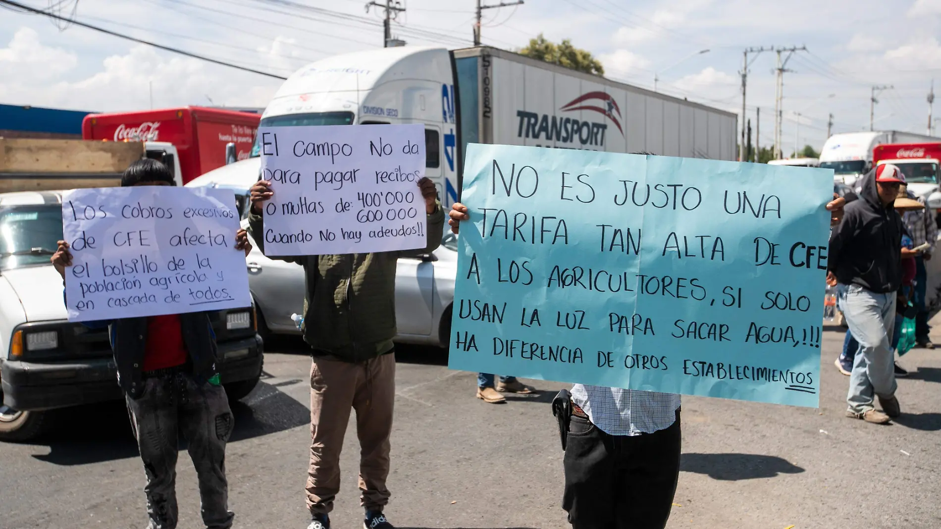 Agricultores denuncian cobros excesivos de la CFE  (3)